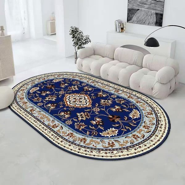 Ovaler Teppich im Perser-Stil